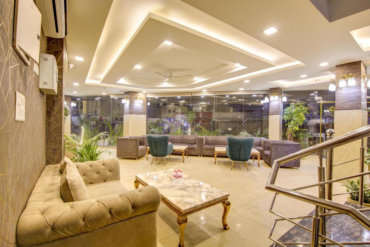 Hotel Park Tree Near Delhi Airport นิวเดลี ภายนอก รูปภาพ